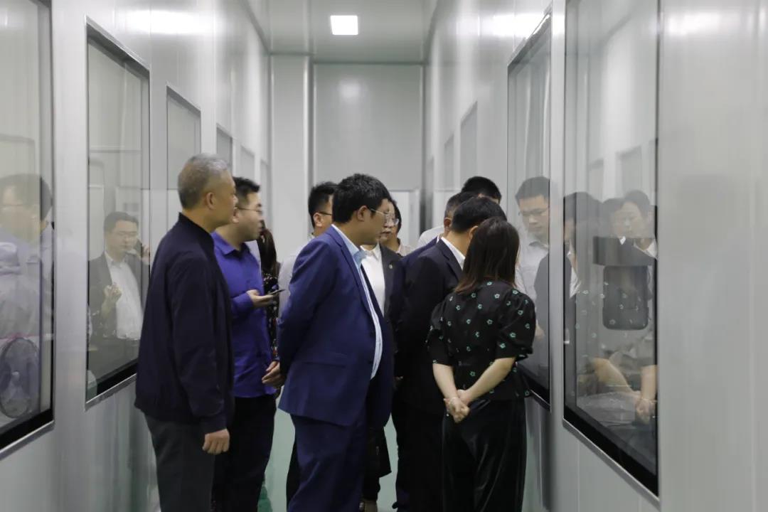 http://img.toumeiw.cn/upload/images/20210918/7d934a1d2b1500f936fe58907baf1689.jpg
