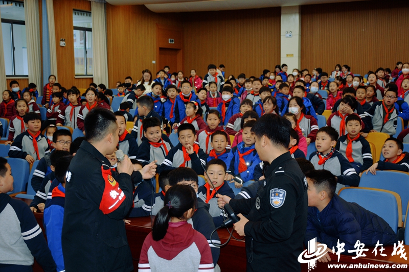 “普及安全知识，确保生命安全”主题教育活动 (3).jpg