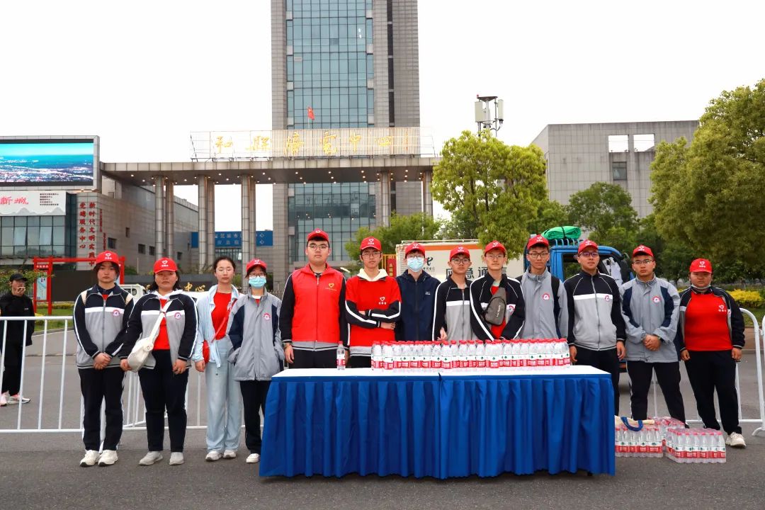 5月2日至5月5日,2个国家4a级旅游景区(鸡笼山—半月湖,香泉旅游区),5