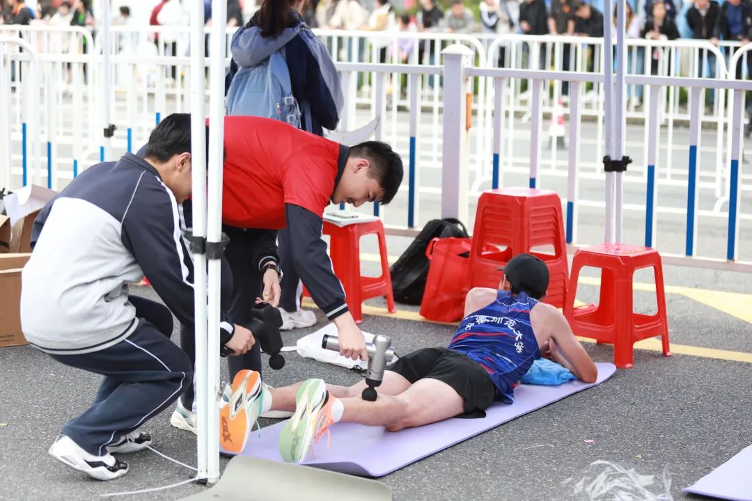 5月2日至5月5日,2个国家4a级旅游景区(鸡笼山—半月湖,香泉旅游区),5