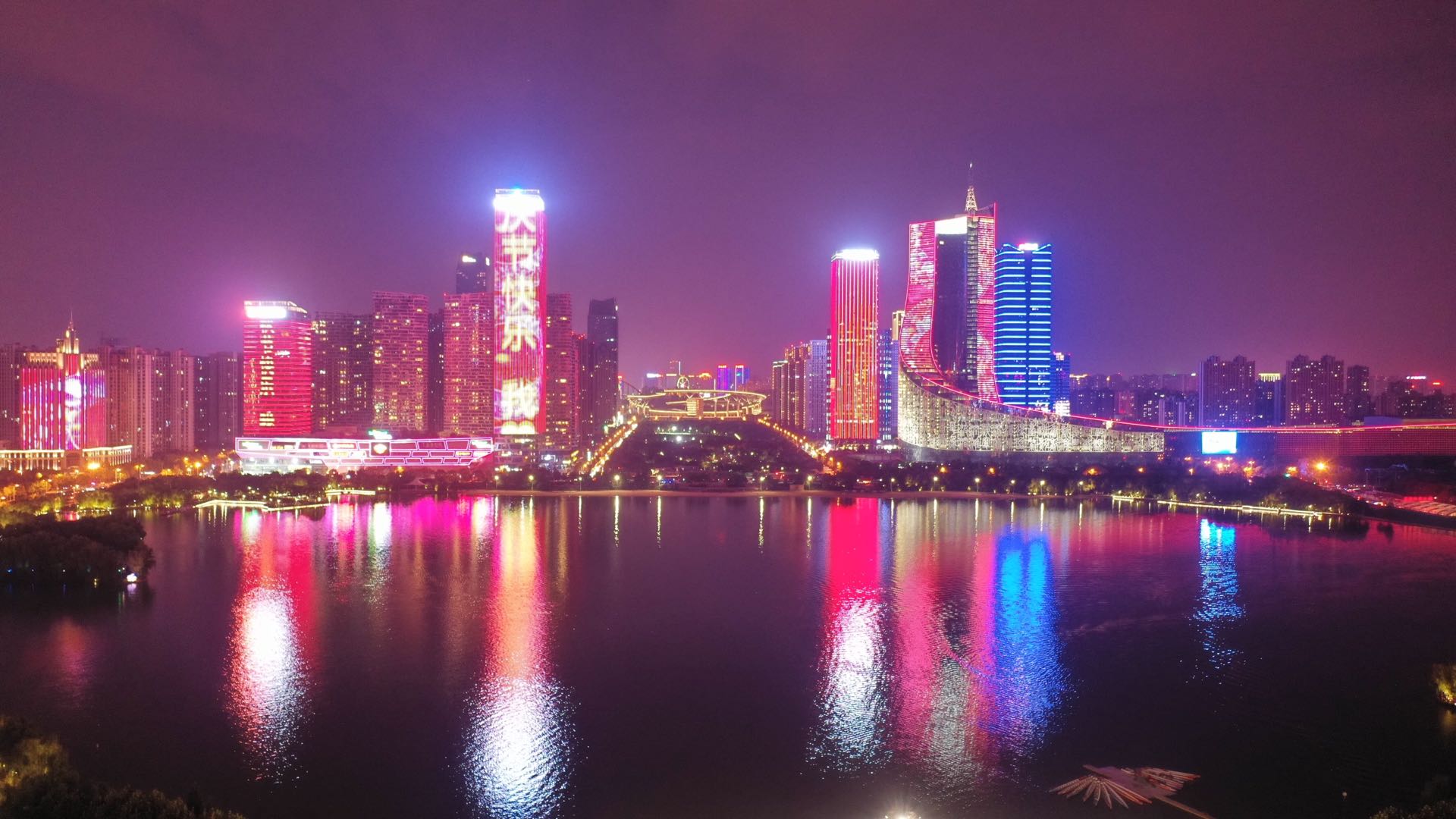 百果园里幸福长集中连片特困地区贫困村调研行湖南凤凰